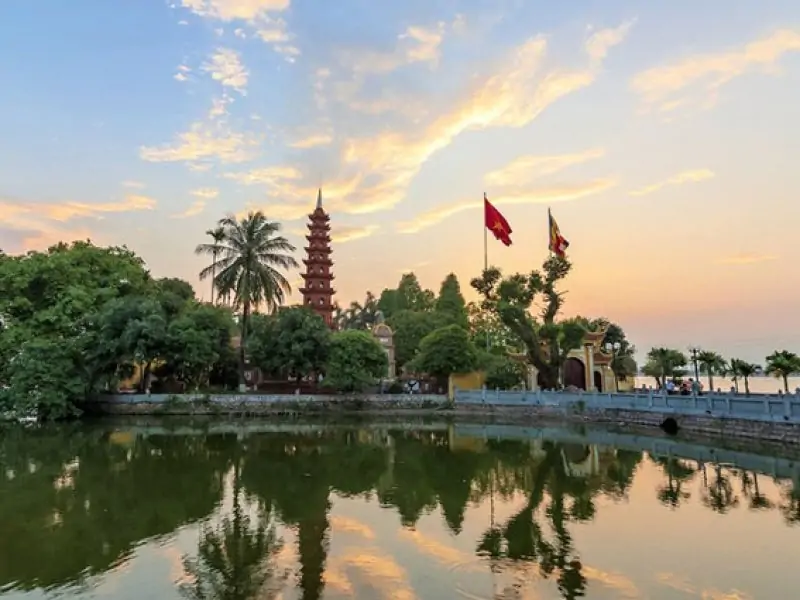 Tran Quoc Temple