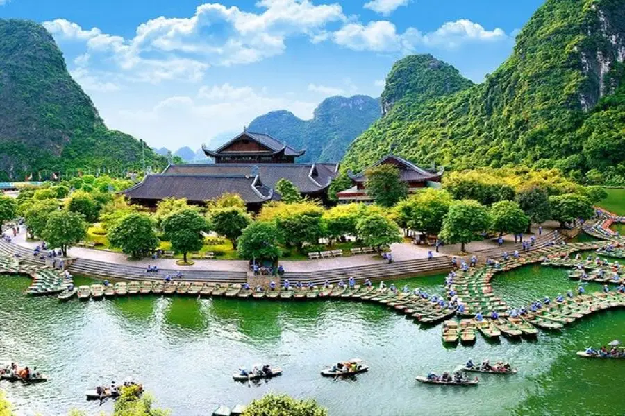 hoa lu day trip