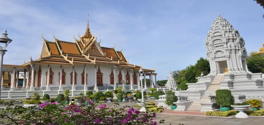 Day 3: Phnom Penh – Siem Reap With Private Transfer (B)