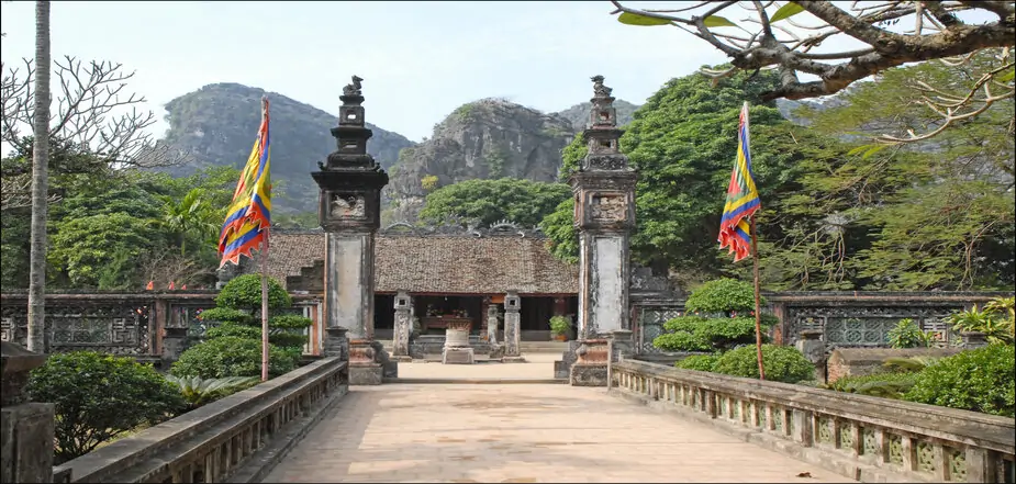 Temple au roi Dinh Tien Hoang