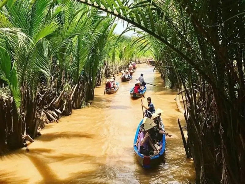 <span>Day 6</span>Can Tho - Ben Tre