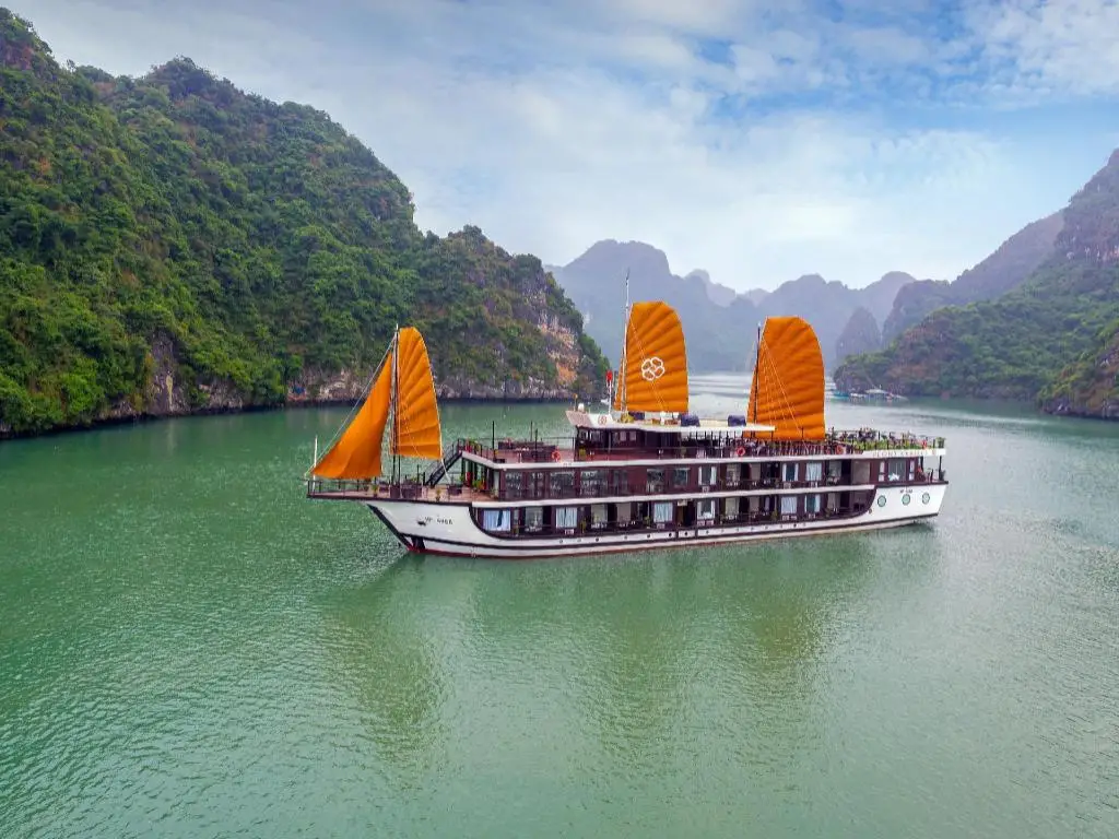 Peony Cruise Halong Bay – The Ultimate Relaxation Destination