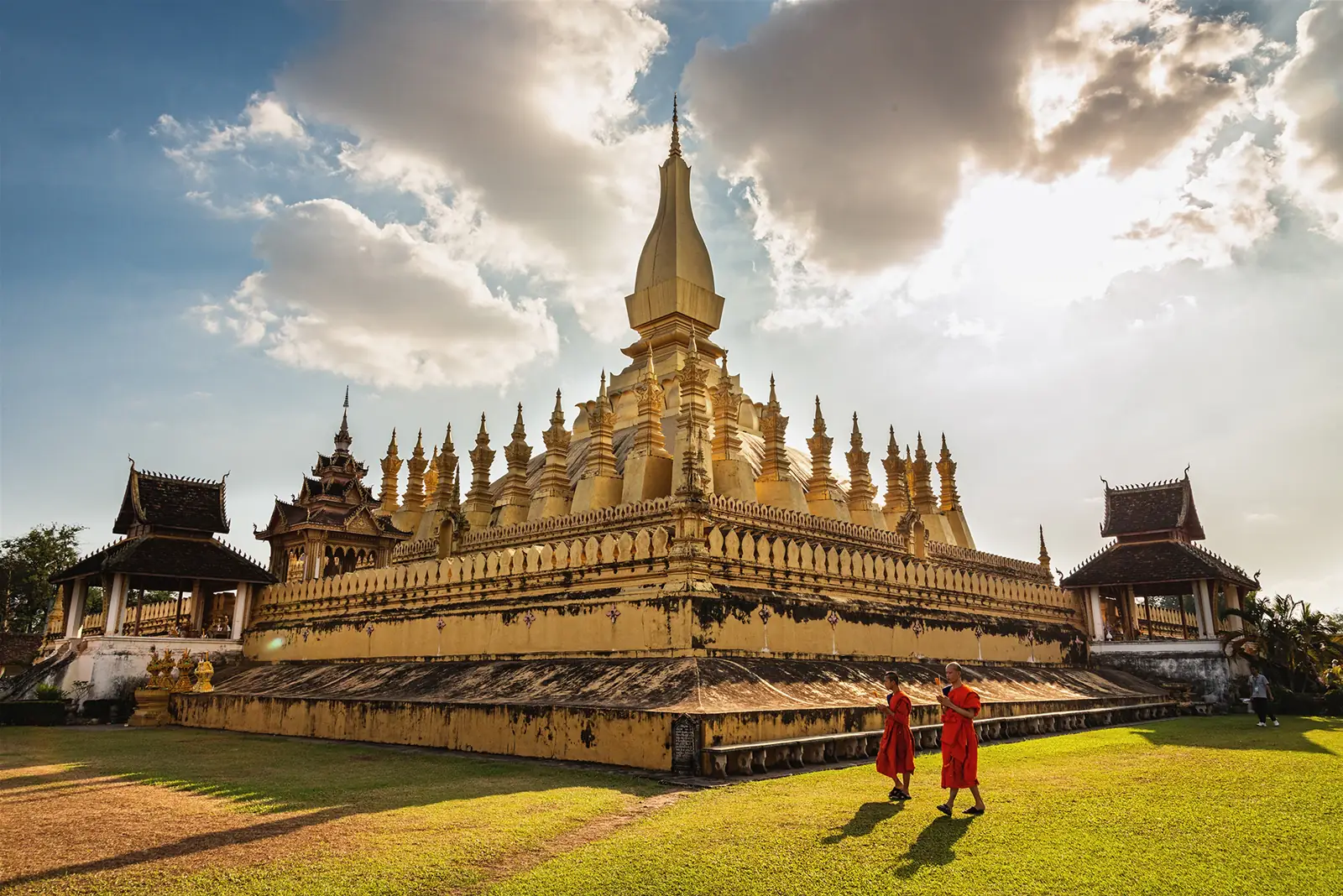 Top 7 Perfect Cambodia Laos Tour | Metta Voyage