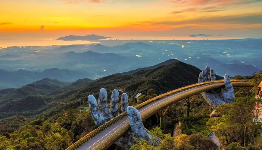 Explore Da Nang Golden Bridge Tour To Watch The Beautiful Sunset