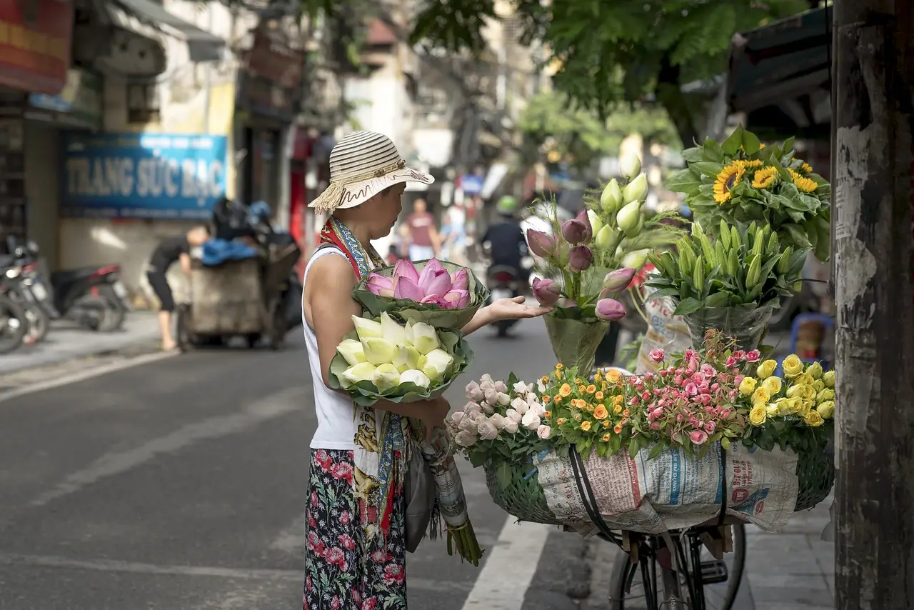 DAY 1: ARRIVAL HANOI (D)