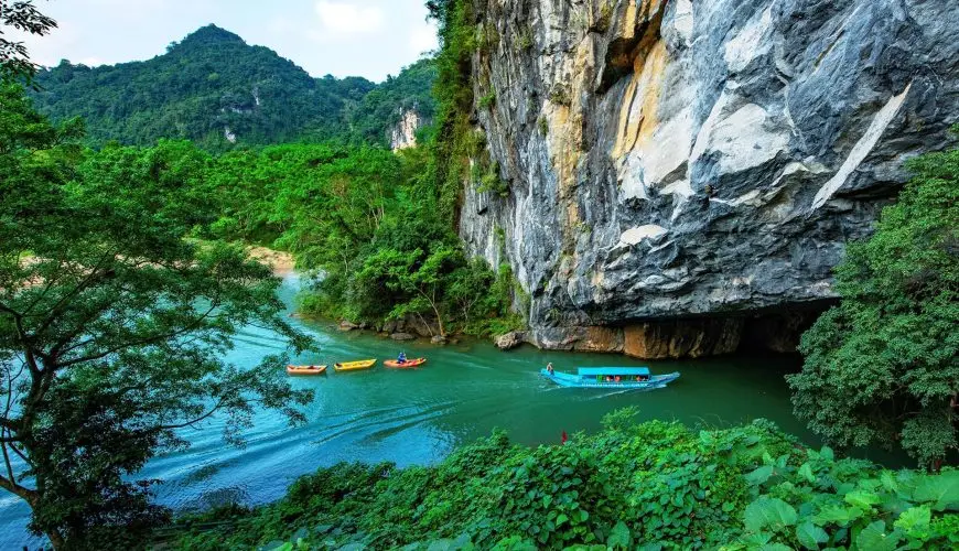 Discover The Top 5 Most Attractive Phong Nha Cave Tours
