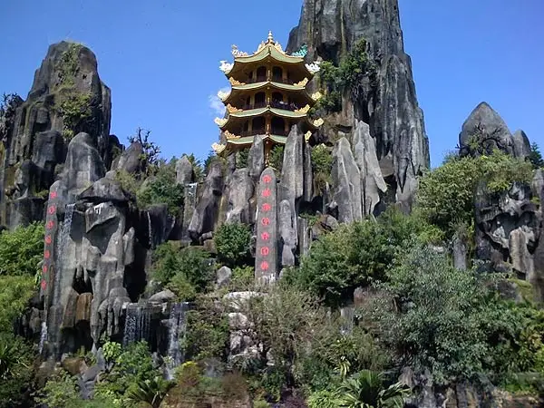 Unveiling the Treasures: 1 Day of Da Nang Marble Mountain Tour