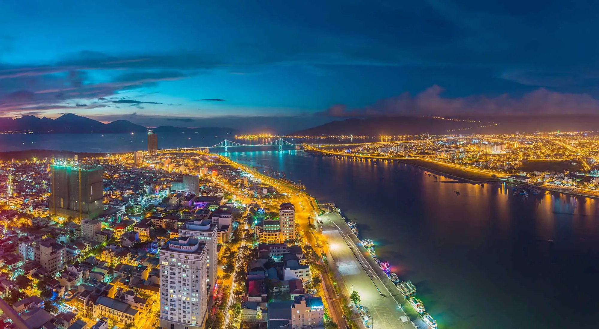 Discover The Top 10 Most Attractive Experiences In Da Nang Nightlife
