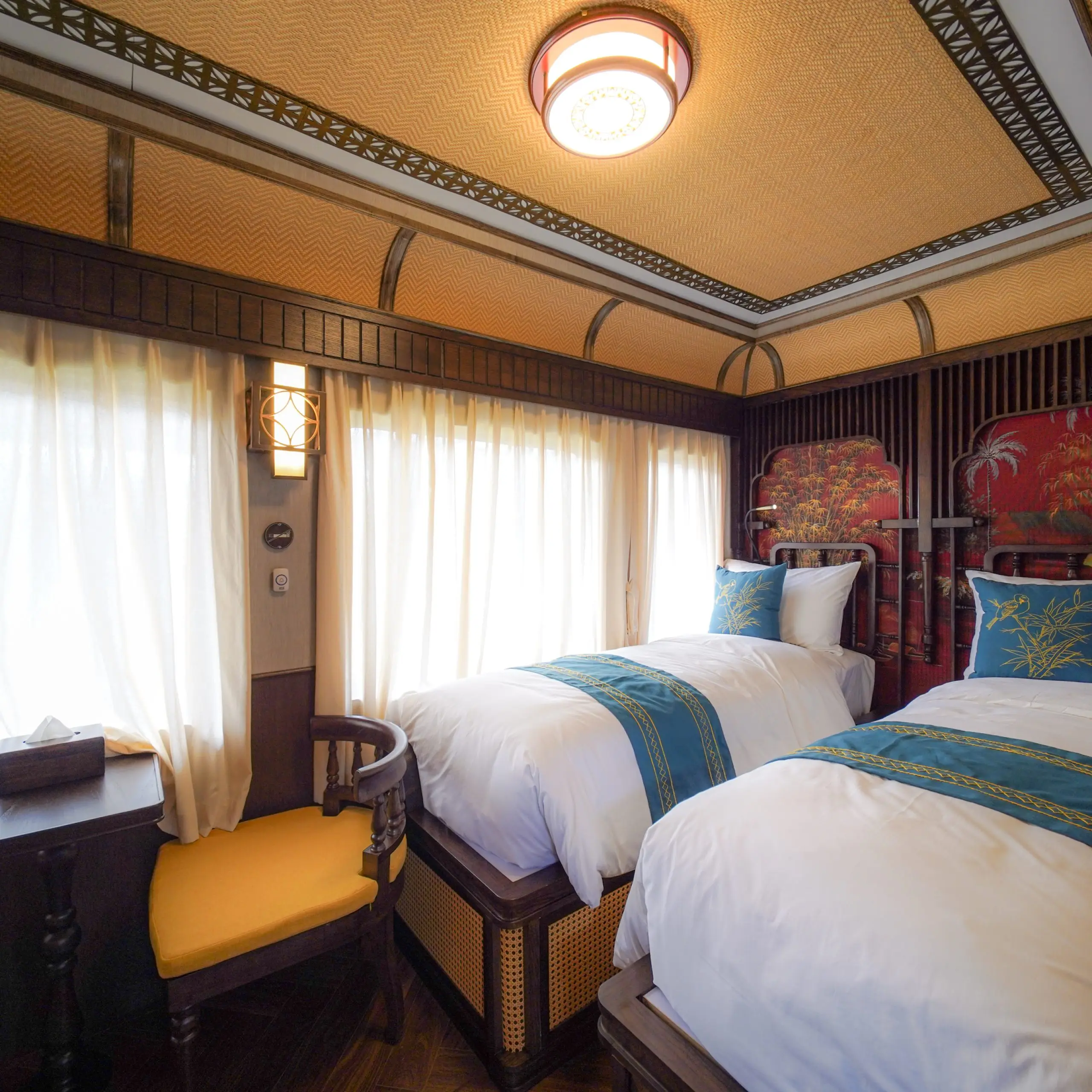 Vietnam Luxury Adventure with SJourney Train – 13 Days