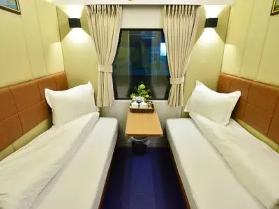 vietnam sleeper trains