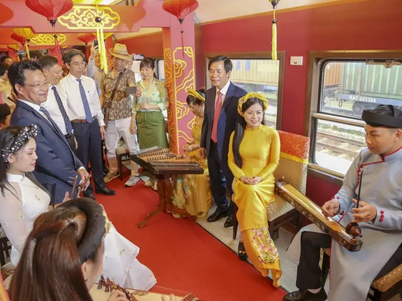 luxury train travel vietnam