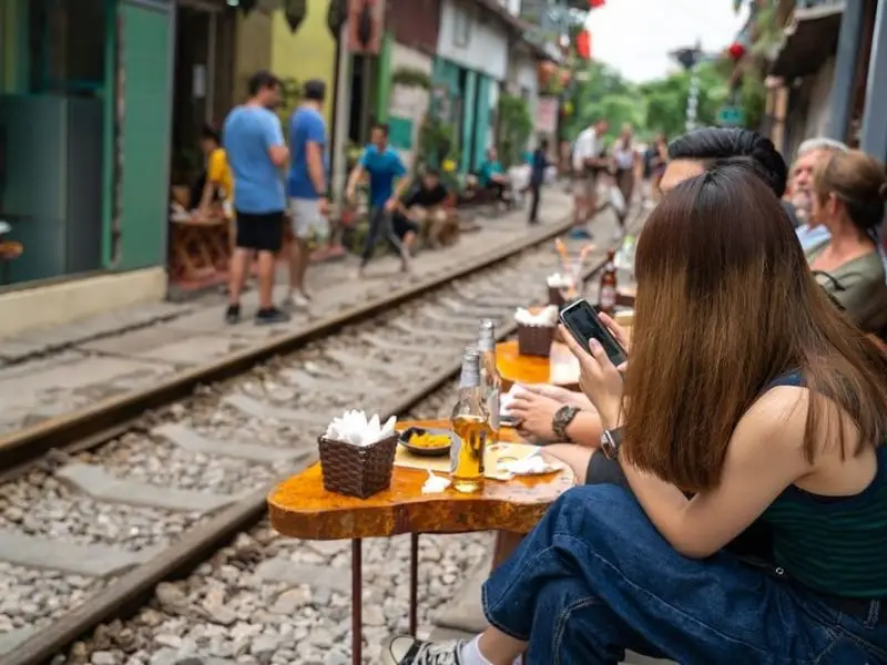 train street vietnam