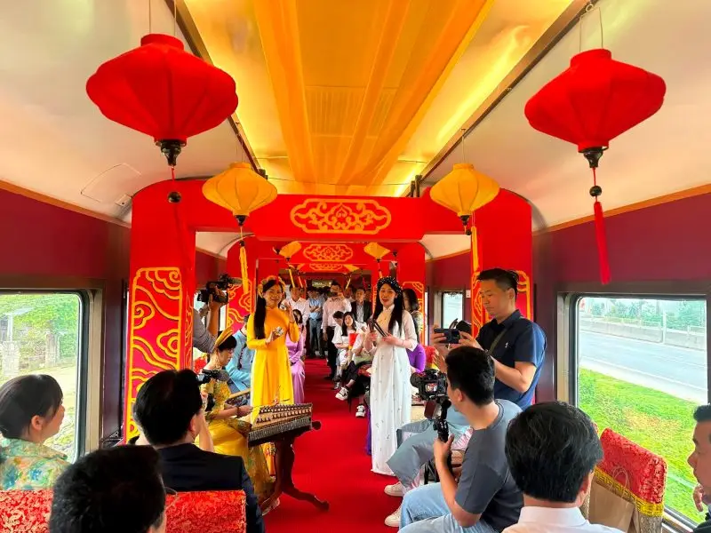 vietnam luxury train tours