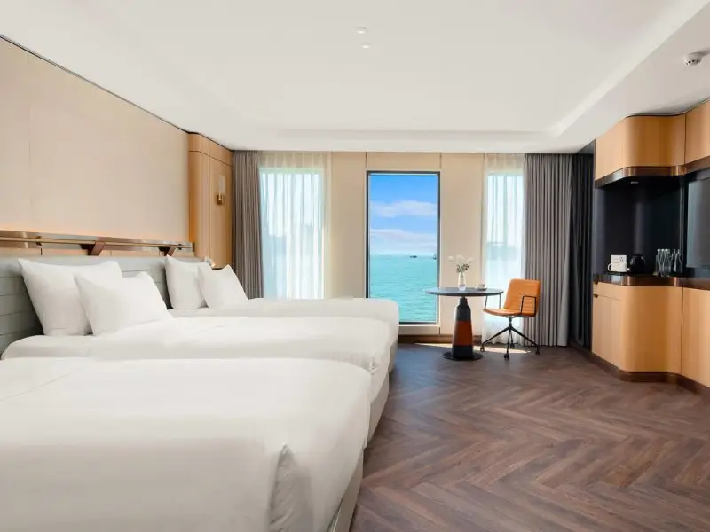 Ocean Suite Triple